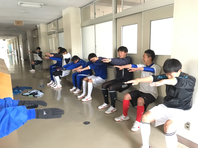 室内練習 山梨県立都留高等学校サッカー部